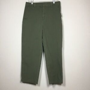 Gap green khaki pants cotton blend waist 31” inseam 24” sz 8 wide leg